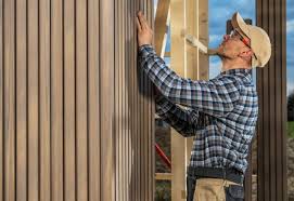 How To Choose The Right Materials for Your Siding Installation in 'University Park, NM